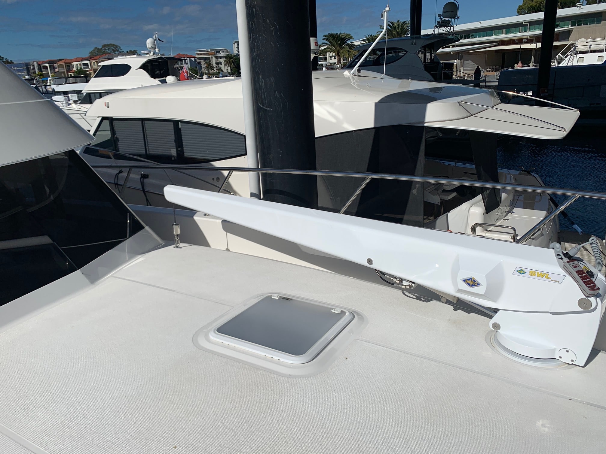 500 Low Profile 3M Boom Full Hydraulic